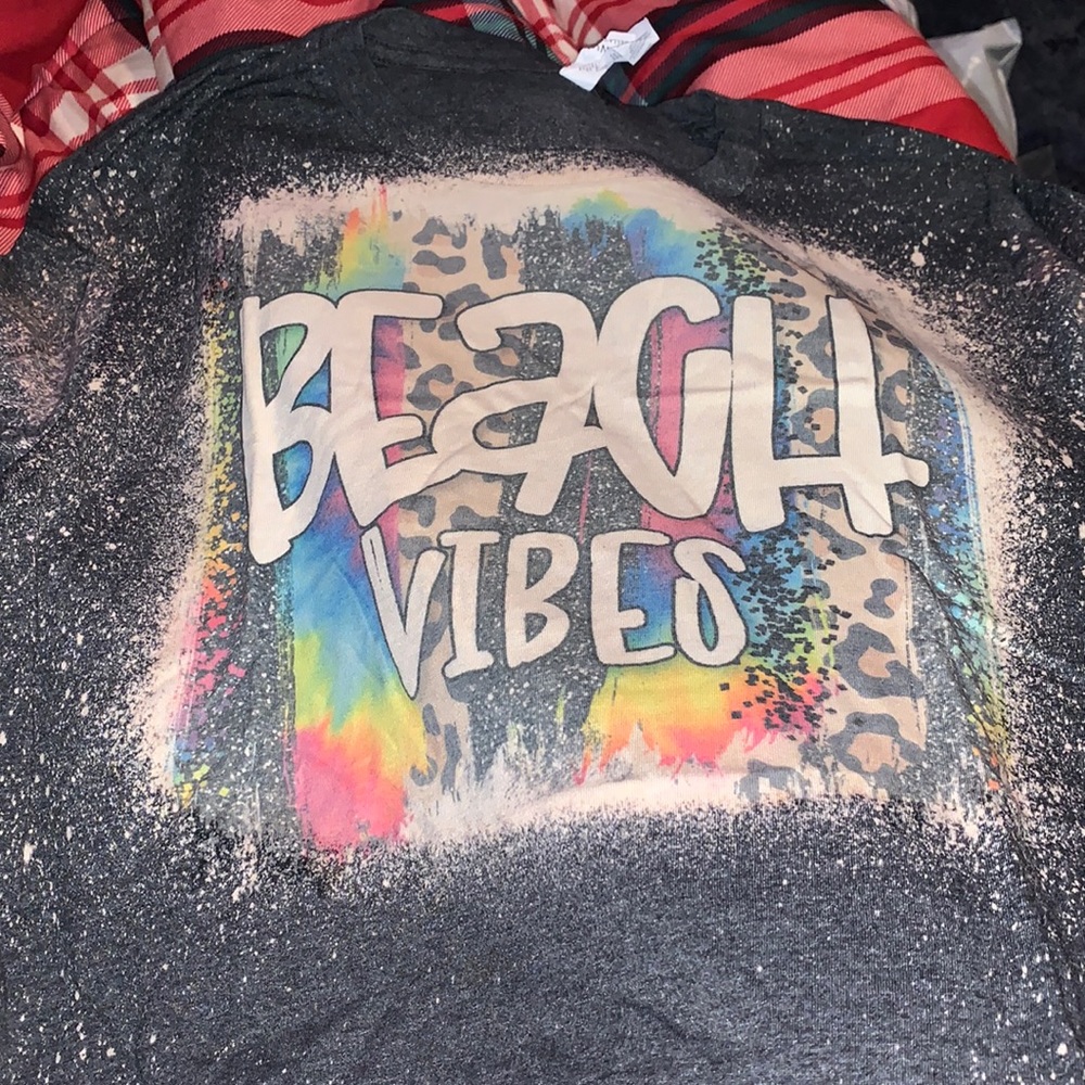 Beach Vibes (NEW)